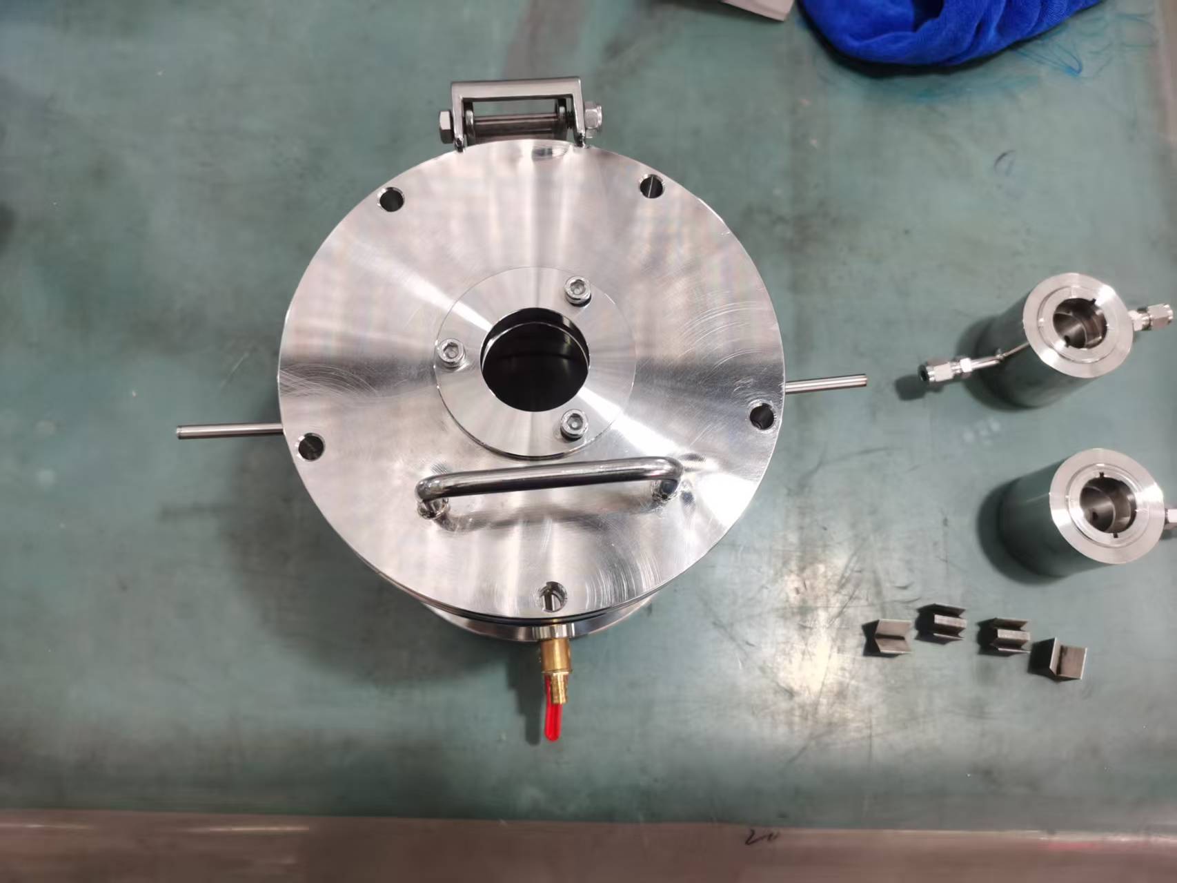 Cylindrical cavity-3 | Wenzhou Mingyuan Machinery Co.,Ltd.