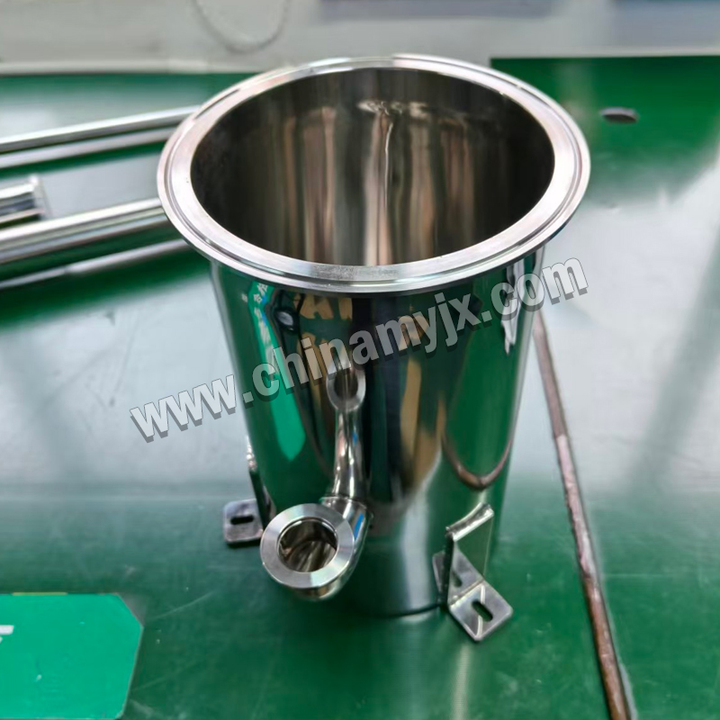 Vertical Stainless Steel Vacuum Chamber Small Vacuum Buffer Tank with Side Port and Mounting Bracket